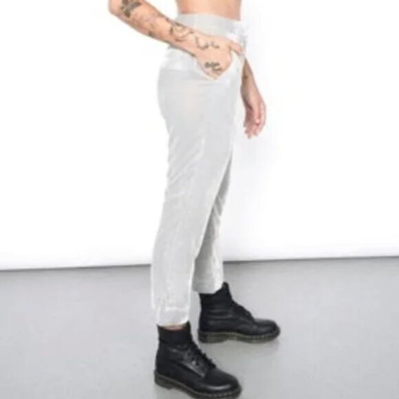 Wildfang Velvet Slim Crop Pants Silver Gray Sz 14 - Picture 2 of 8